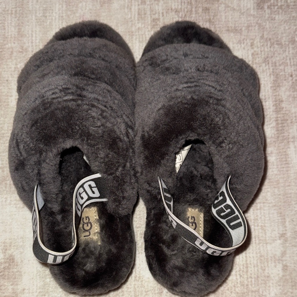 UGG Gray Fluffy Slides